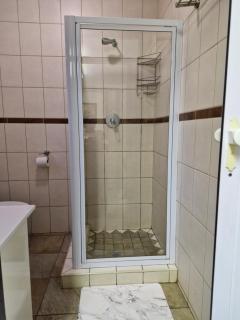 MyPerfectLanding 12 mins from OR Tambo Airport - 1