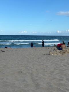 Phillips Bunkhouse by The Sea! - Fort Lauderdale - 7