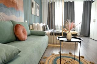 Old Town Charm - Modern & Comfortable Accommodation in the Heart of the City - 1