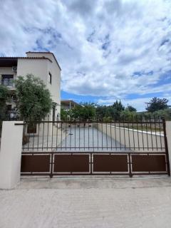 Maria Dina Apartments 1 - 7