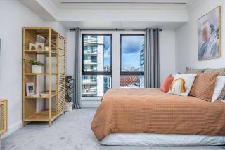 CBD Studio Getaway - 2