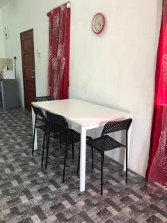 Homestay Idaman B B with 2 room aircond 2 Quen Bed and Not Sharing Room -Privacy - 3