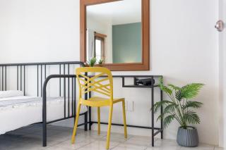 5 mins walk Bangla,beach,3BR - 1