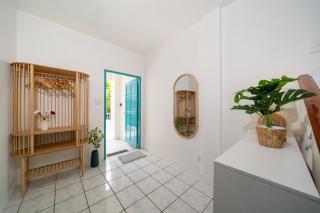 5 mins walk Bangla,beach,3BR - Patong - 1