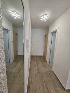 Apartment Antonija - Okrug Gornji - 9