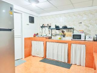 Getaway Villa Bangkok - 4 Bedroom,6 Beds and 5 Bathroom - Banguecoque - 1