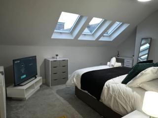 Modern, spacious with s/king bed Apartment - Brentwood - 7