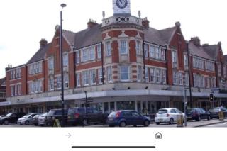 Modern, spacious with s/king bed Apartment - Brentwood - 3