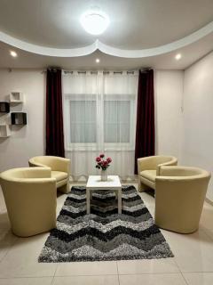 flumen stays I Cozy house with free parking - Prag - 0