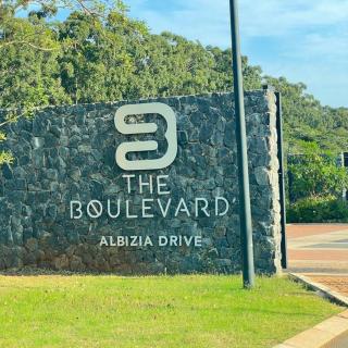 Zimbali lakes boulevard edge - Ballito - 4