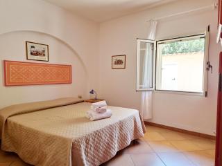 Villa Scogliera - Appartamenti con veranda a circa 700 mt dalla spiaggia di Fuile e Mare - Cala Liberotto - 7