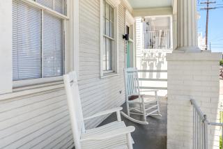 Private 2BR Condo in Uptown by Hosteeva - New Orleans - 4