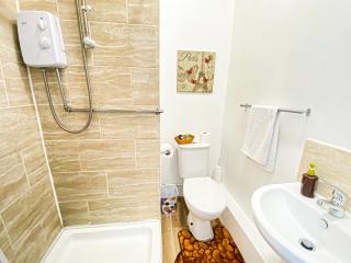 The Trinity Lodge - Self Serviced - West Bromwich - 5