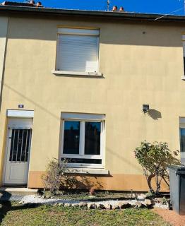 Maisonnette T3 duplex 4 pers + bébé. Tout confort. - Le Creusot - 8