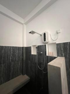 TEMBO Luxury Suites - Nochchiyagama - 3