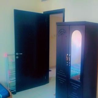 Affordable Comfort: Cozy Room with Dedicated Bath & Twin Beds - 4