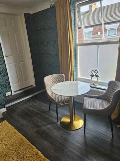 No 2 The Terrace - Rainhill - 2