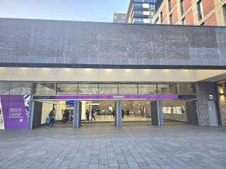 Rayan Heights Cosy 1 bedroom flat sleeps 2 perfect for contractors tourists families - Free parking - Londra - 5