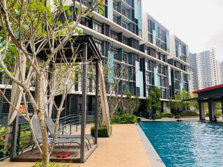 CoreSoho Suite by BKAstaycation KotaWarisan Sepang KLIA Airport, Free Wifi - 0