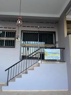 KHALiFAH HOMESTAY - 0