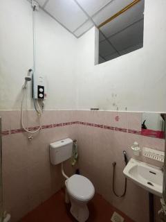 KHALiFAH HOMESTAY - Kampong Bugis - 5