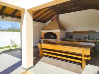 Apartment Petar - Private pool, just for you - Sukošan - 9