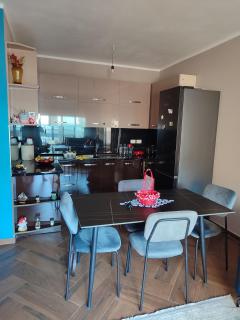 Maksimilian Apartament - Durrës - 9