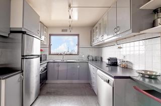 NEW - 3 bedroom flat with Eiffel Tower view - 2