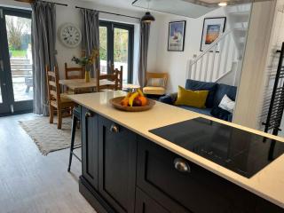 The End House at The Old Farmhouse - 5