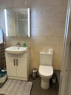 Flat Close To Leagrave Station/Luton Airport - 3