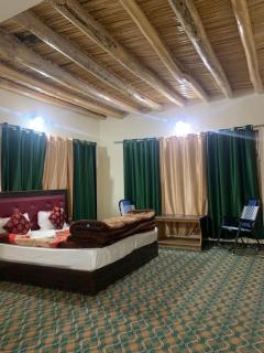 OMBAY GUESTHOUSE - Hundar - 1