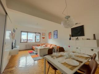 Spacious Flat on Sofia's Main Street - Sofia - 4