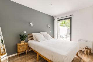 CHILL HAVEN - Jacuzzi & Cinéma - Queen Size - Parking - Terrasse - Saint-Étienne - 6