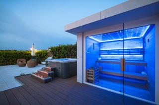 Villa Pino with Pool, Sauna & Jacuzzi 2 - Petrcane - 6
