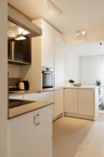 Minimalist Haven with Balcony and Garage Parking Place - 2
