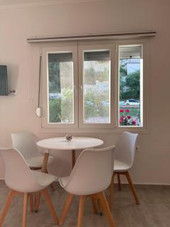 LV Luxury Apartment - 7