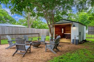 Memories on Mulberry- Hot Tub Game Room Fire Pit - Fredericksburg - 6