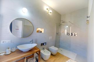Cozy guest house Downtown - Olbia - 8
