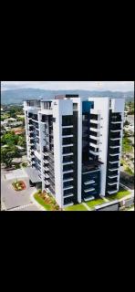 2Bed Apartment - Pool Garden Parking - 1