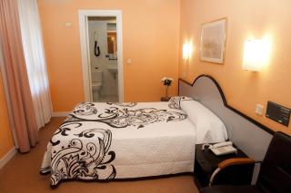 Hotel Arha Santander - 8