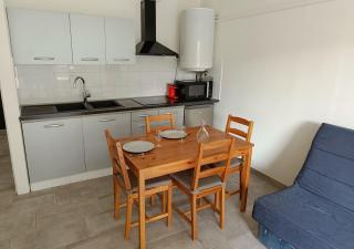 Studio Palavas proche plages et centre - terrasse - Clim & Parking - 5