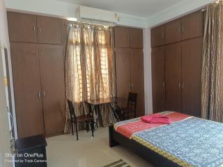 The Purple Homestay - Guwahati - 2