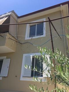 Close - Sarandë - 0