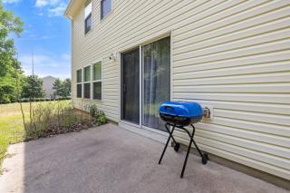 Spacious Home, Large Groups, 5mi from DT Raleigh! - Raleigh - 5