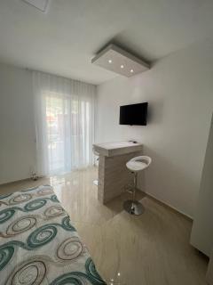 Apartmani PERICIC SUTOMORE NEW HOUSE - Sutomore - 9