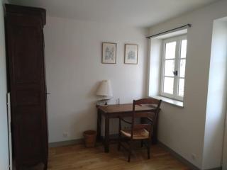 Charmante Maison de village avec linge fourni - plage à 12km - 2