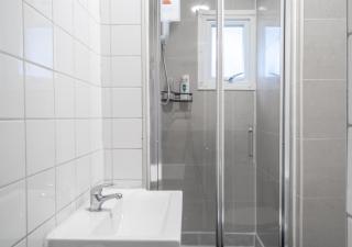 One bedroom Flat Free Parking - 4