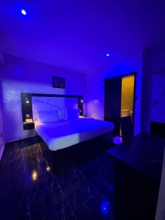 Posh Hotel and Suites Ikeja - Ikeja - 9