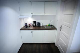 Chain Bridge Apartment - 3