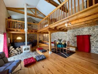 Maison familiale 4 chambres avec jardin, cheminée, poêle à bois, parking et Wi-Fi - FR-1-582-230 - Saint-Vert - 8